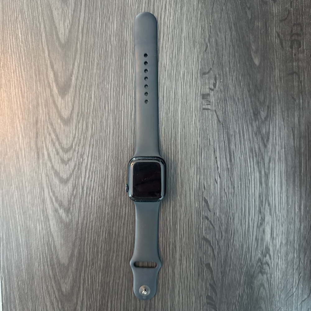 Apple Smartwatch in Dark Gray